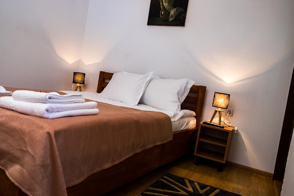 Casa Arbo Hotell Călimăneşti Eksteriør bilde