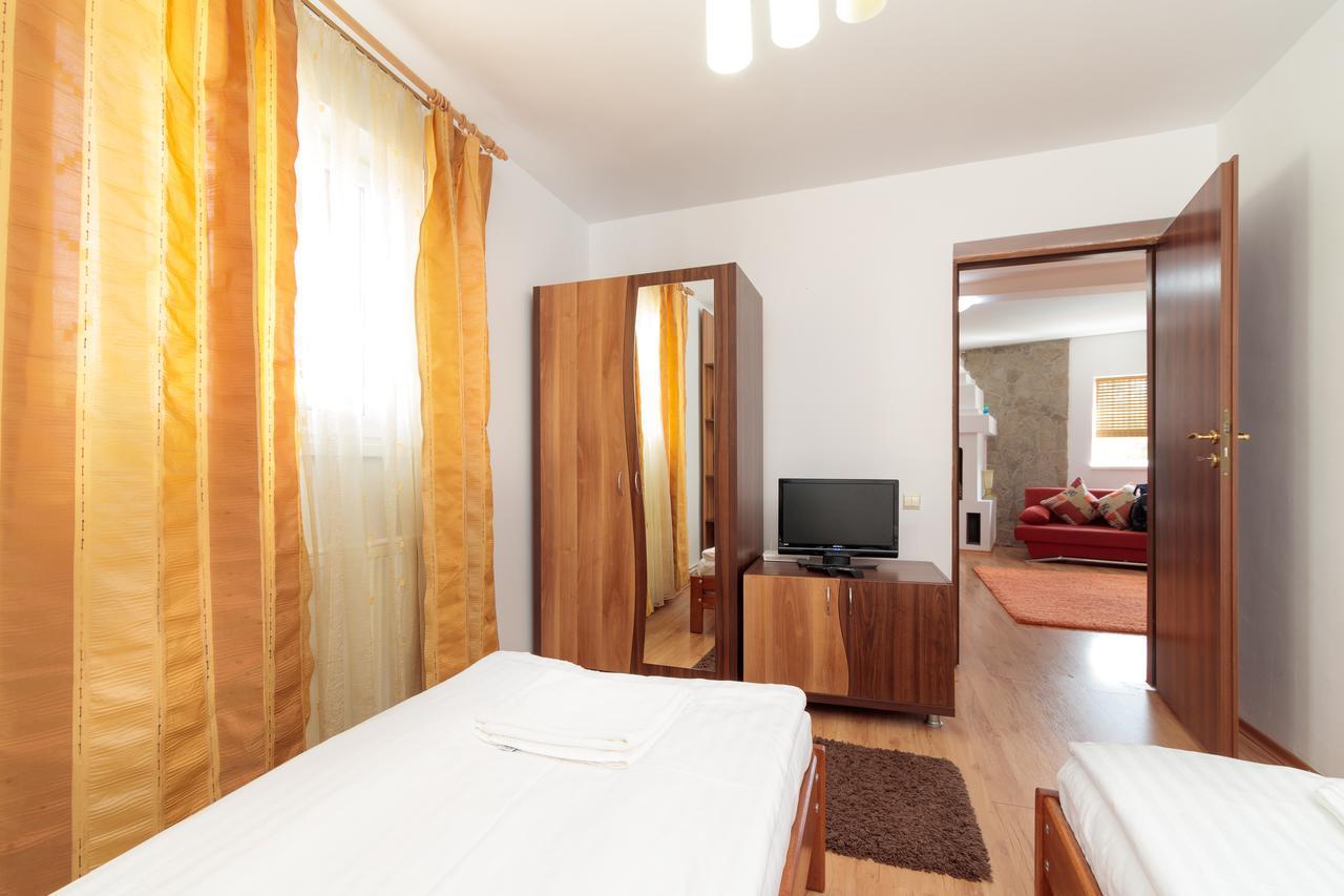 Casa Arbo Hotell Călimăneşti Eksteriør bilde
